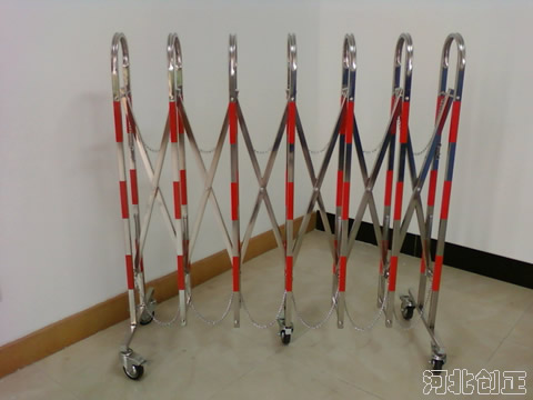 不銹鋼拱門式伸縮圍欄